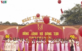 ngay tho viet nam 2021 tai van mieu quoc tu giam hoan do covid 19