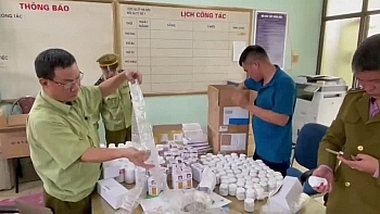 Phát hiện lô dược phẩm Hàn Quốc nhập "lậu" vừa ra khỏi Sân bay Nội Bài