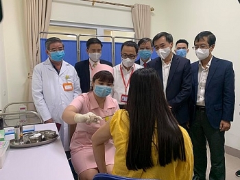 tiem thu nghiem vaccine covid 19 covivac cho 30 nguoi trong tuan nay