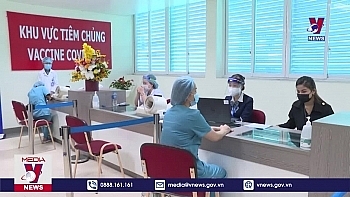 10 nhom duoc tiem vac xin covid 19 mien phi