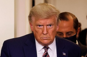 ong trump tut gan 300 bac tren bang xep hang nguoi giau nhat the gioi