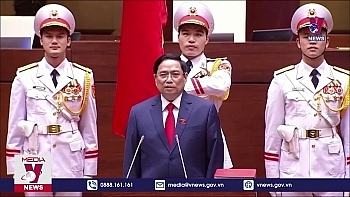 chuyen gia nga ban lanh dao moi cua viet nam se cheo lai dat nuoc di den thanh cong