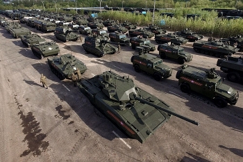 NATO được cảnh báo về sức mạnh 'khủng khiếp' của quân đội Nga