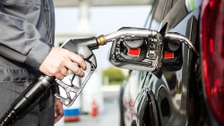 gia xang dau tuan qua dau tho tang on dinh xang trong nuoc khong bien dong