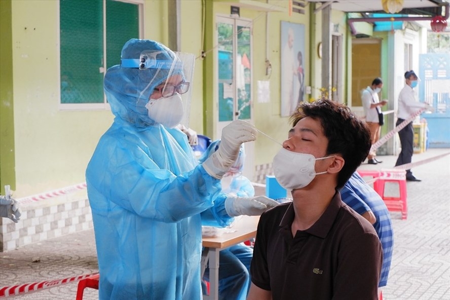 Thêm 7 ca nghi nhiễm COVID-19 tại Hà Nội, Huế và Quảng Nam
