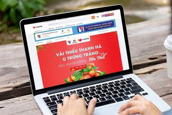 vai thieu hanh tim chinh thuc len san thuong mai dien tu