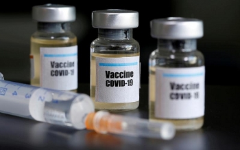 Thêm 1,2 triệu liều vắc xin COVID-19 của AstraZeneca về nước