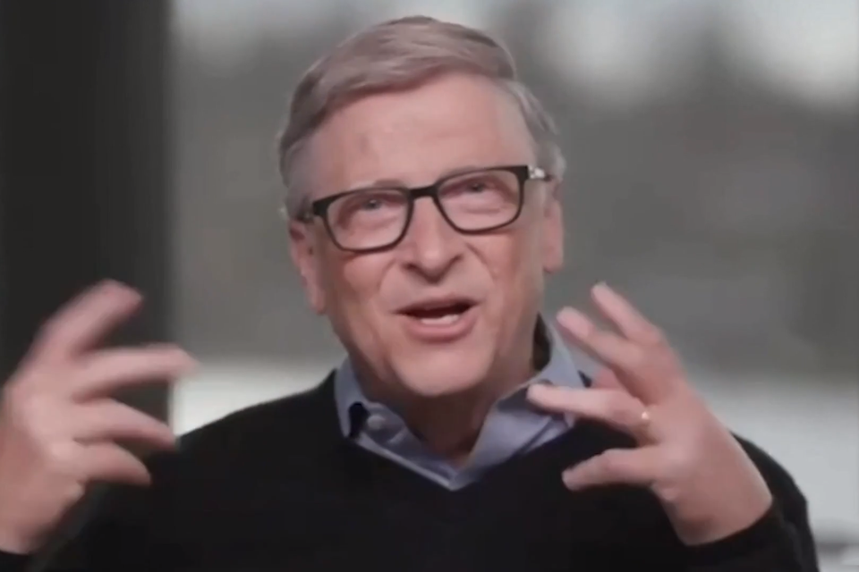 bill gates van deo nhan cuoi sau ly hon