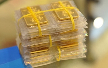 nhan dinh gia vang ngay mai 2782020 nguoc dong tang tro lai do tac dong tu fed