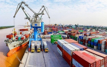Việt Nam xuất siêu hơn 10 tỷ USD