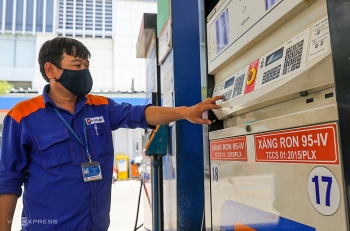 gia xang dau hom nay 1612 dau tho quay dau giam nhe