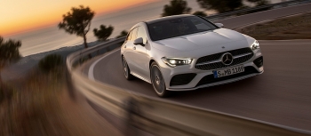 mercedes benz giu vung ngoi vi so 2 trong top 15 thuong hieu o to gia tri nhat the gioi