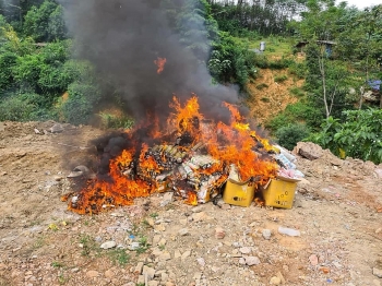 tieu huy gan 3 tan thuc pham va hang nghin san pham my pham tinh dau thuoc la dien tu nhap lau