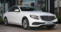 gia xe o to mercedes moi nhat thang 22020 glc 300 la mau xe dang chu y nhat