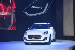 top 10 xe ban cham nhat thang 12020 suzuki swift mang den that vong