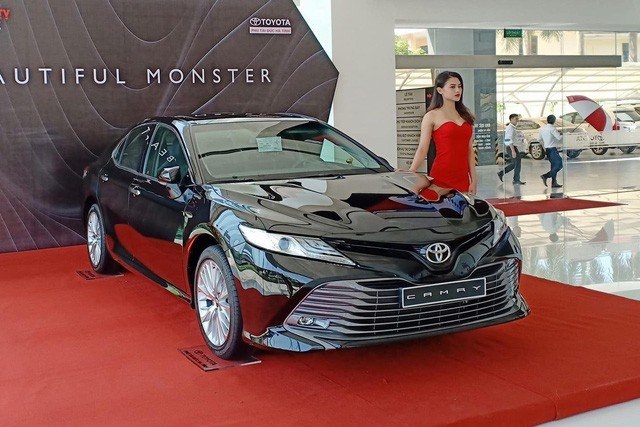 Giá xe ô tô Toyota mới nhất tháng 12/2019: Vua doanh số Vios cũng giảm giá