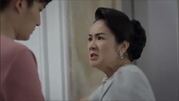huong duong nguoc nang tap 14 toi 121 ba bach cuc tat tri truoc mat ong noi
