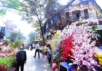 thoi tiet ngay mai 102 bac bo bat dau hung nang
