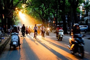 thoi tiet ngay mai 232 bac bo va trung bo mua rai rac nhieu noi ngay nang