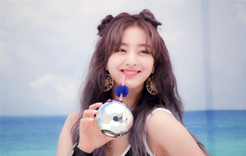 tu vi chiem tinh hom nay 11102020 ve cong viec cua 12 con giap ty co diem bao cat loi