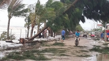 dien bien bao so 13 van giu nguyen suc gio giat cap 15