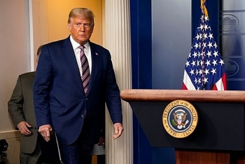 phe ong trump yeu cau kiem phieu lai mot lan nua o bang georgia