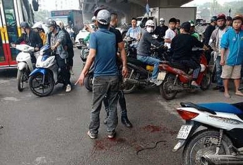 chem vo va chi vo den hong dao vi mau thuan nuoi con