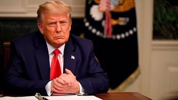 ong trump bat ngo bi kien ve vu ket qua bau cu o cac bang chien truong