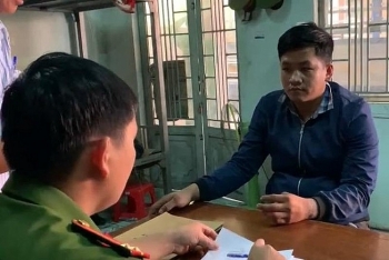 bat duoc thanh nien danh da man nu sinh sau va cham giao thong