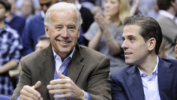hunter biden bi dieu tra tong thong dac cu biden tin tuong con trai vo toi
