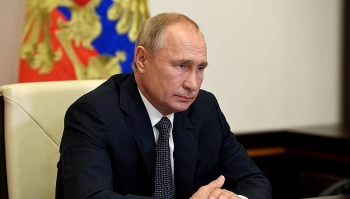 tong thong putin khang dinh nga khong bao gio can thiep bau cu my