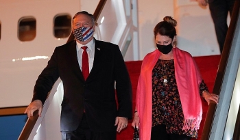 phu nhan cua ngoai truong my mike pompeo nhiem covid 19