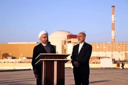 Iran khởi động làm giàu uranium, thách thức Mỹ
