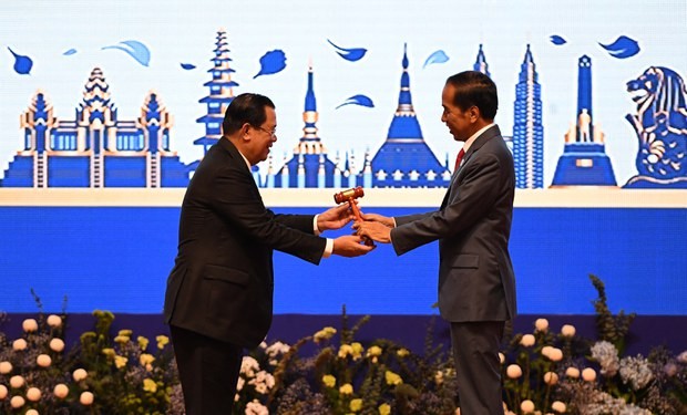 ASEAN tầm vóc: Tâm điểm của tăng trưởng