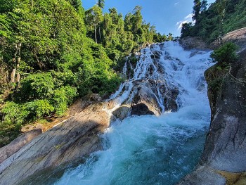 thac nuoc tai thanh hoa lot top 7 thac nuoc dep ao dieu cua viet nam
