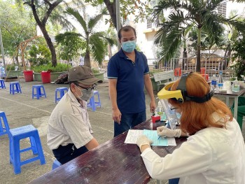 viet nam se bo khai bao y te noi dia