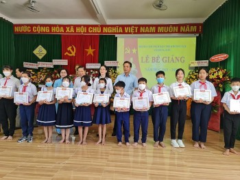 quang ngai ho tro gan 2 ty dong cho trung tam nuoi day tre khuyet tat