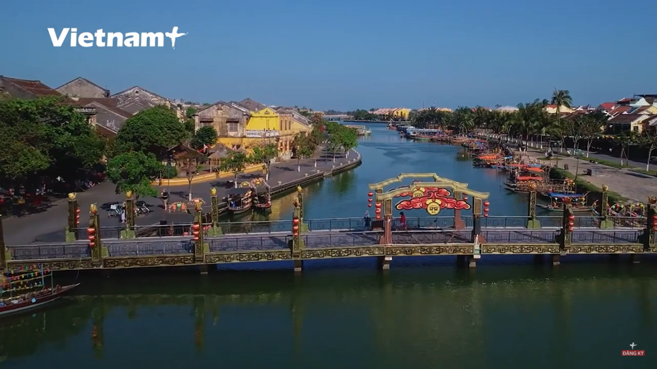 ghe tham lang moc tram tuoi tren manh dat quang nam