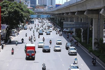 thoi tiet 236 ha noi ngay nang chieu toi co mua rao va dong vai noi