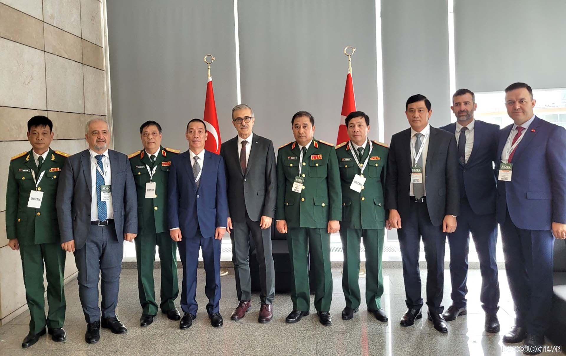 Việt Nam tham dự triển lãm quốc tế công nghiệp an ninh quốc phòng tại Thổ Nhĩ Kỳ