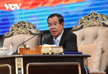 Hai cha con ông Hun Sen đều được chọn là ứng cử viên Thủ tướng