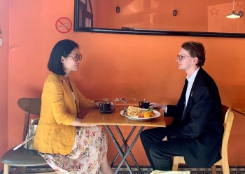 Chat với "thanh niên Cộng sản Anh" có tâm hồn Việt