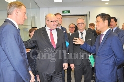 khanh thanh ngoi nha duc bieu tuong cua quan he viet duc