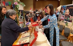Hội chợ từ thiện của Hội hữu nghị phụ nữ châu Á - TBD