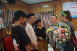 Hội Việt - Mỹ tiếp những đại sứ hữu nghị trẻ trường George